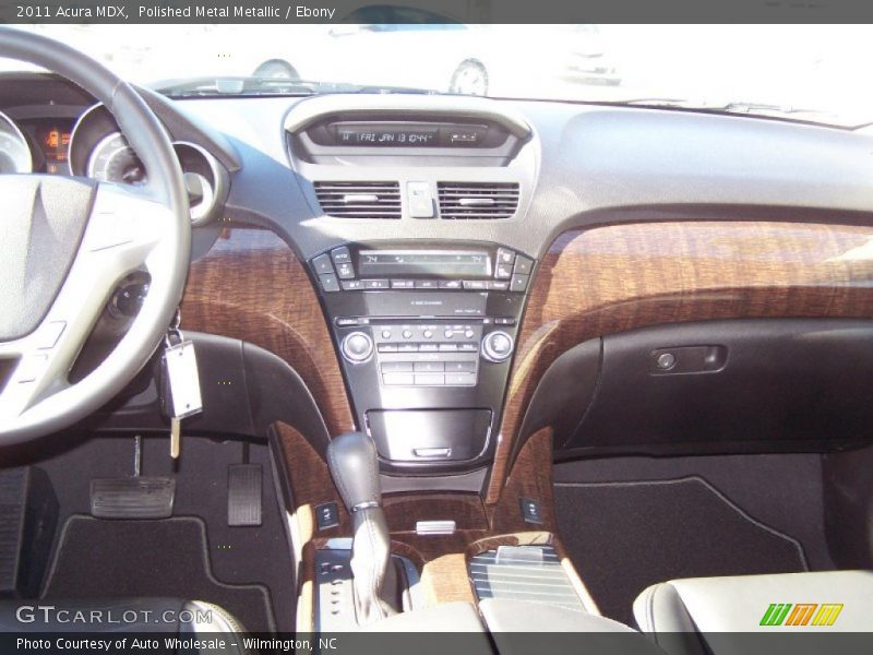 Dashboard of 2011 MDX 