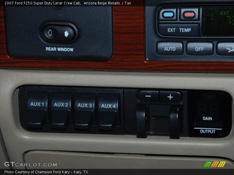 Arizona Beige Metallic / Tan 2007 Ford F250 Super Duty Lariat Crew Cab
