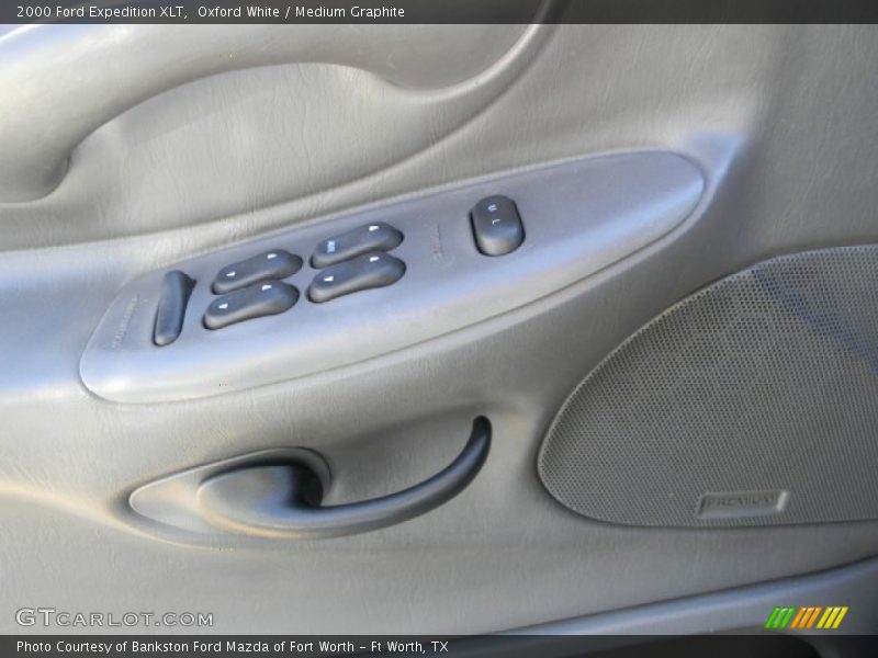 Oxford White / Medium Graphite 2000 Ford Expedition XLT