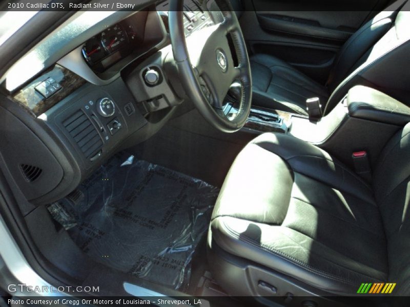 Radiant Silver / Ebony 2010 Cadillac DTS