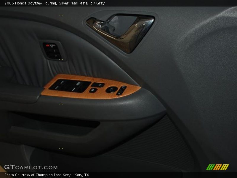 Silver Pearl Metallic / Gray 2006 Honda Odyssey Touring