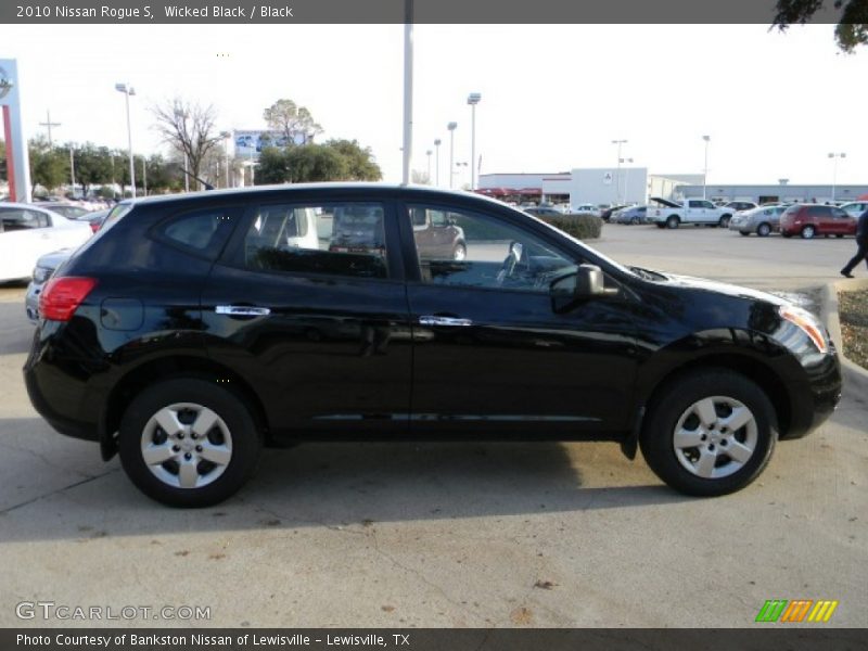 Wicked Black / Black 2010 Nissan Rogue S