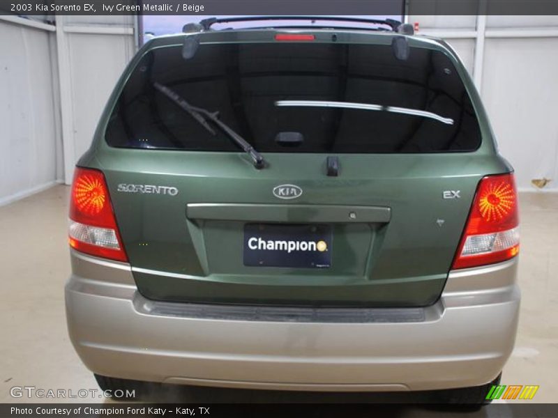 Ivy Green Metallic / Beige 2003 Kia Sorento EX