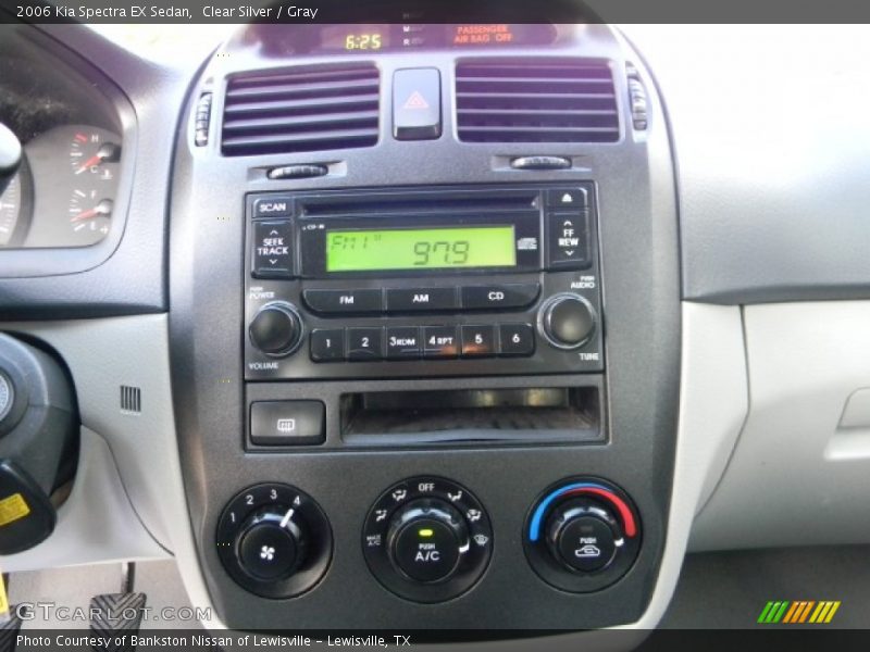 Clear Silver / Gray 2006 Kia Spectra EX Sedan