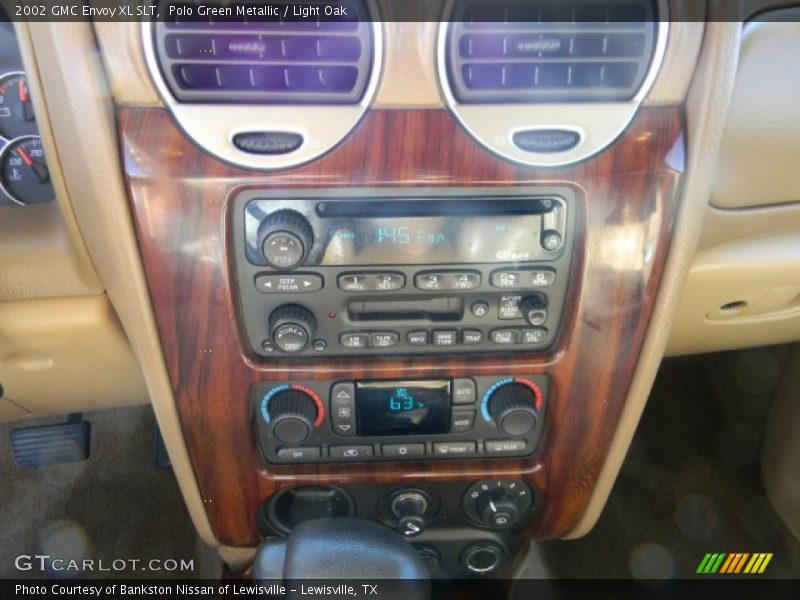 Controls of 2002 Envoy XL SLT