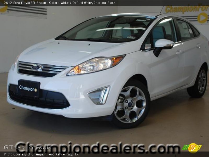 Oxford White / Oxford White/Charcoal Black 2012 Ford Fiesta SEL Sedan