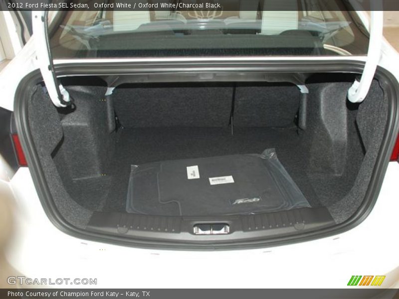  2012 Fiesta SEL Sedan Trunk