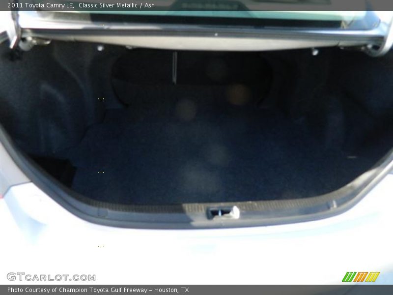 Classic Silver Metallic / Ash 2011 Toyota Camry LE