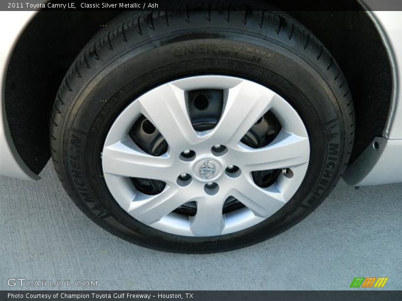Classic Silver Metallic / Ash 2011 Toyota Camry LE