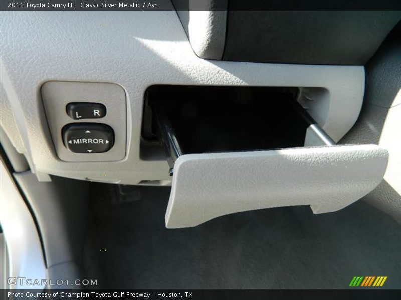 Classic Silver Metallic / Ash 2011 Toyota Camry LE
