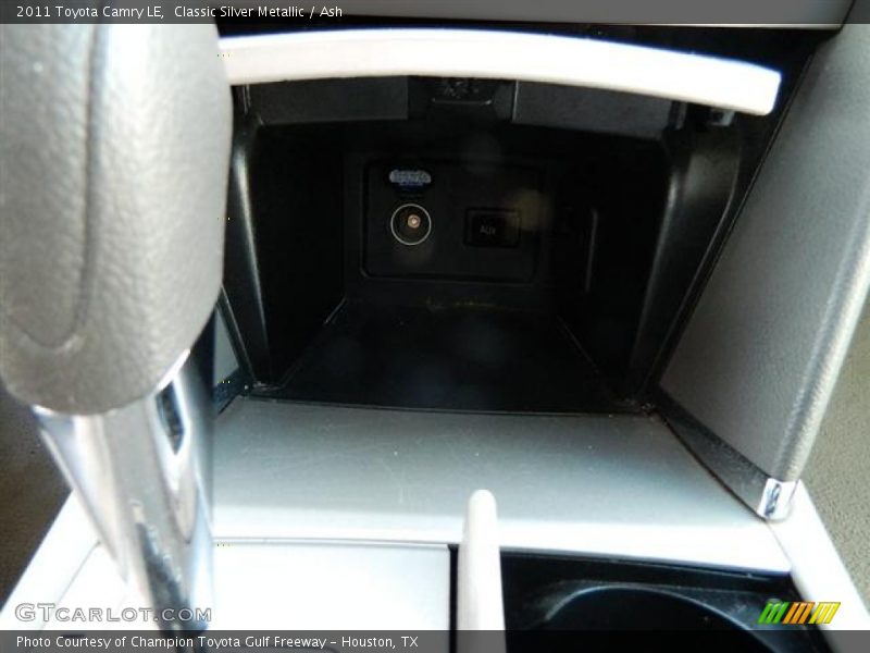 Classic Silver Metallic / Ash 2011 Toyota Camry LE
