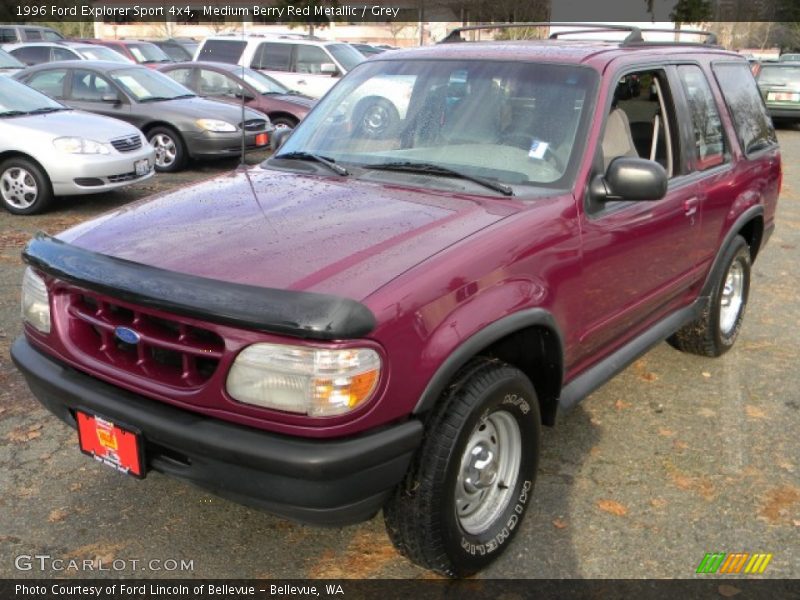 Front 3/4 View of 1996 Explorer Sport 4x4