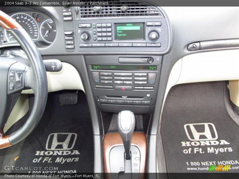 Controls of 2004 9-3 Arc Convertible