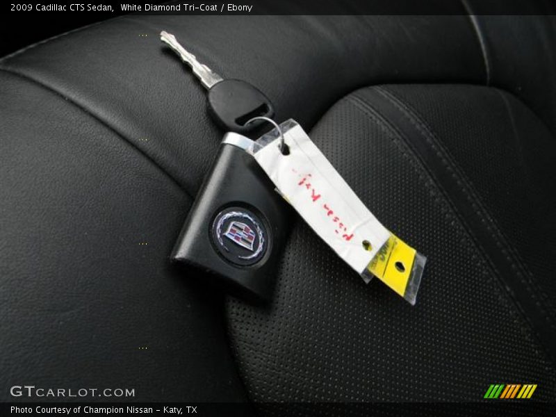 White Diamond Tri-Coat / Ebony 2009 Cadillac CTS Sedan