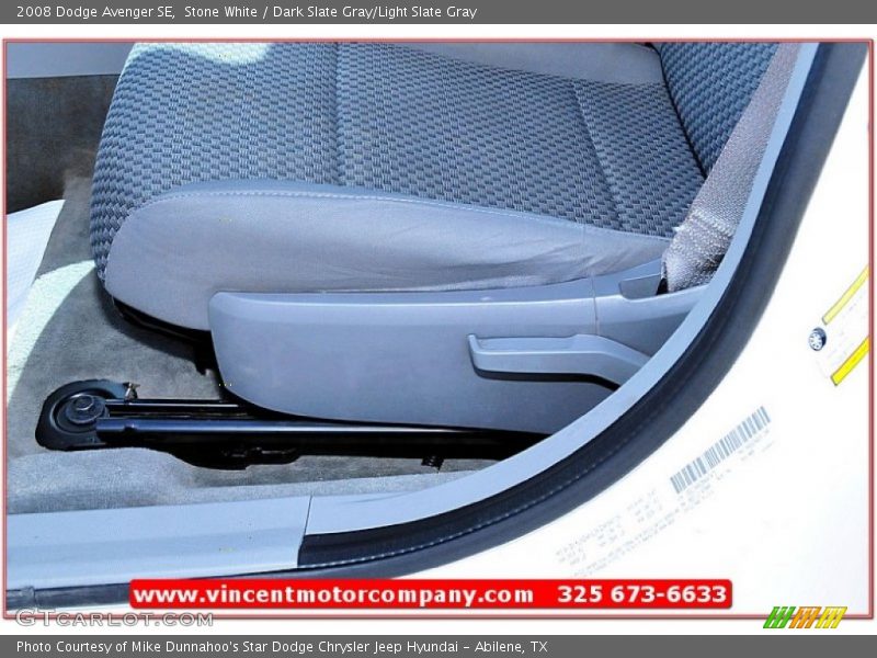 Stone White / Dark Slate Gray/Light Slate Gray 2008 Dodge Avenger SE