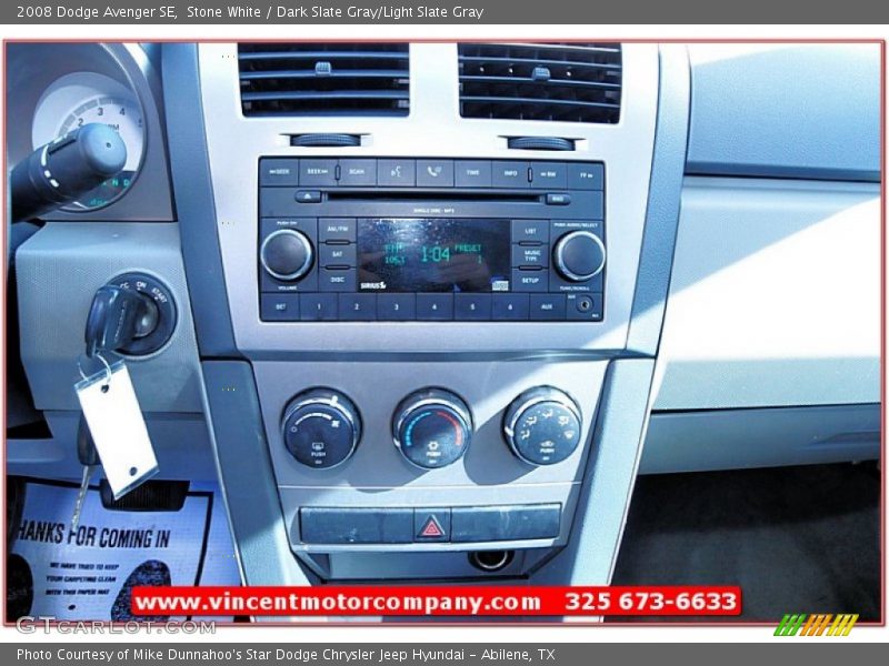 Stone White / Dark Slate Gray/Light Slate Gray 2008 Dodge Avenger SE