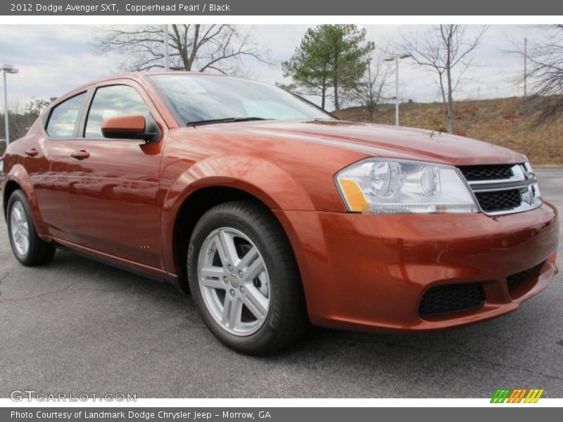 Front 3/4 View of 2012 Avenger SXT