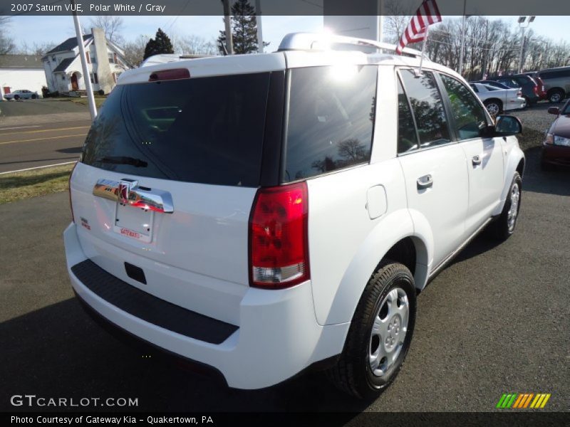 Polar White / Gray 2007 Saturn VUE