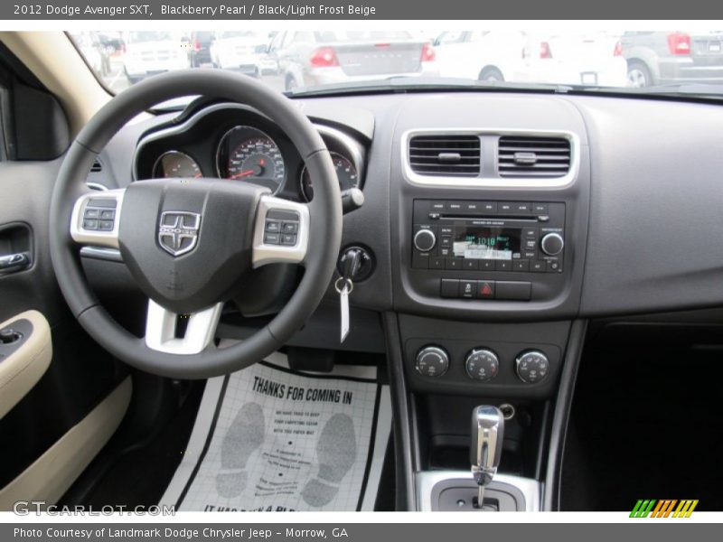 Blackberry Pearl / Black/Light Frost Beige 2012 Dodge Avenger SXT