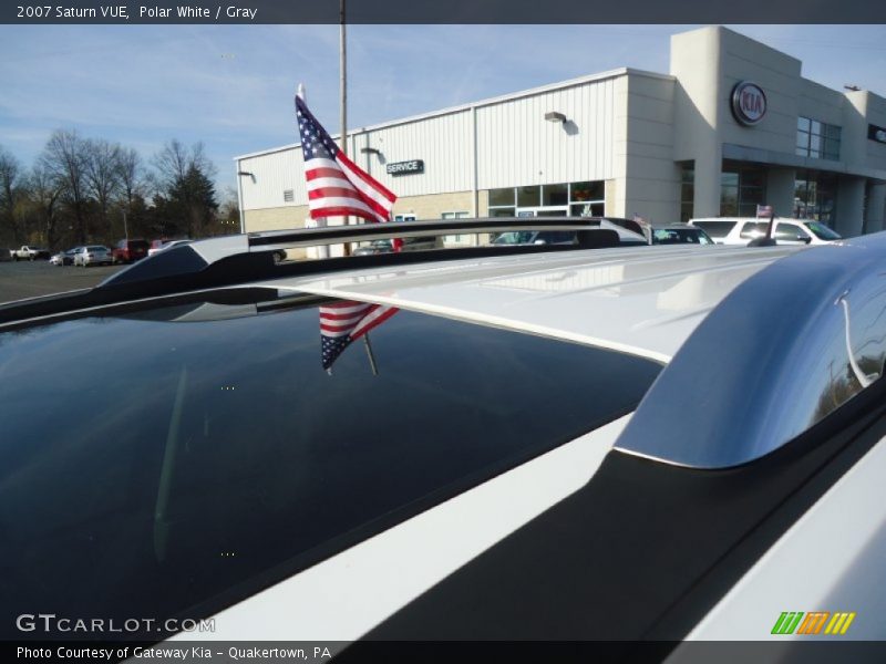 Polar White / Gray 2007 Saturn VUE