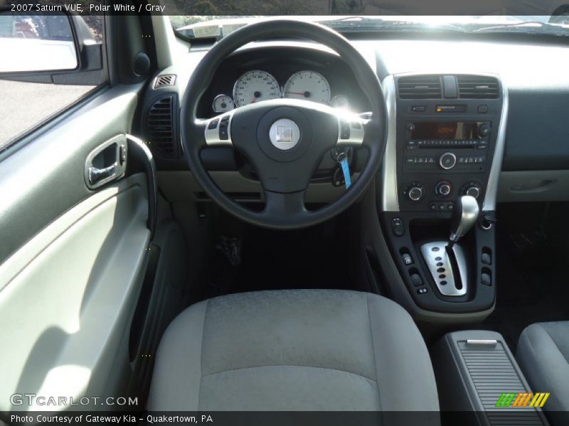 Polar White / Gray 2007 Saturn VUE