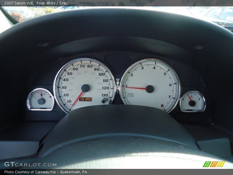 Polar White / Gray 2007 Saturn VUE
