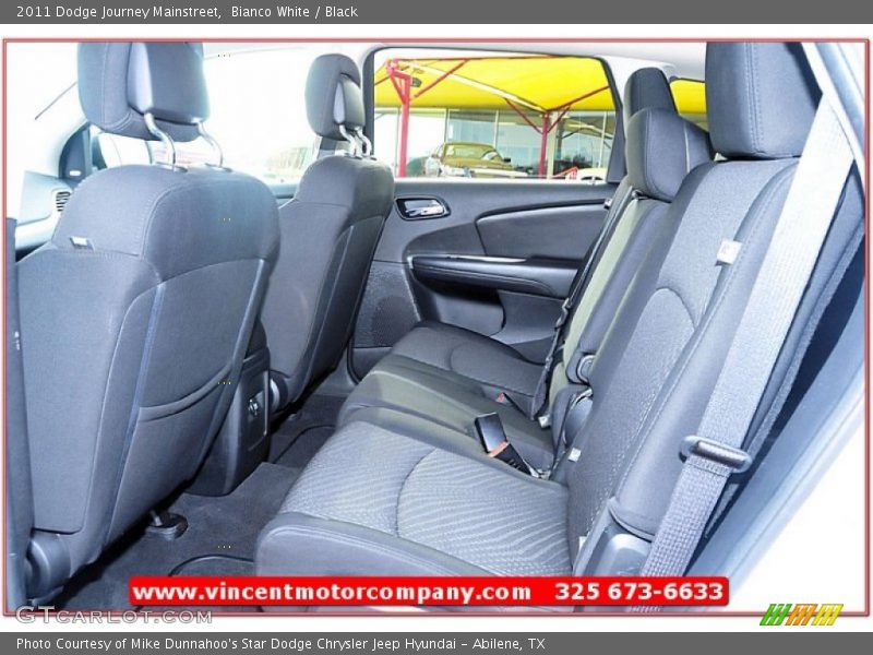 Bianco White / Black 2011 Dodge Journey Mainstreet
