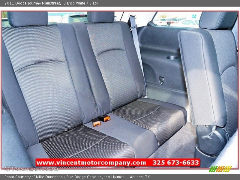 Bianco White / Black 2011 Dodge Journey Mainstreet
