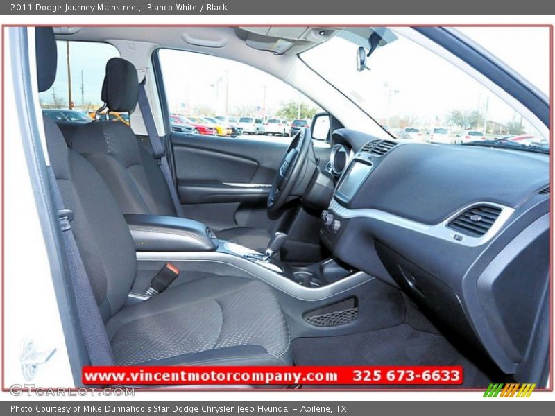 Bianco White / Black 2011 Dodge Journey Mainstreet
