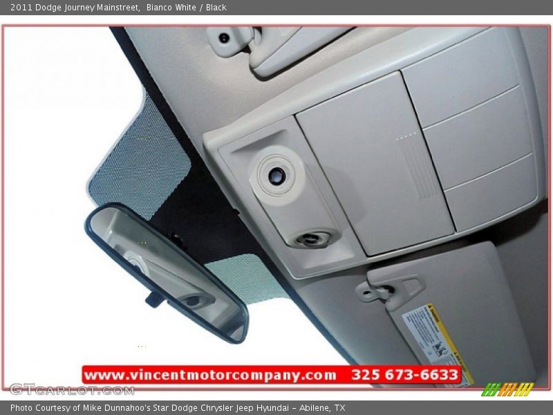Bianco White / Black 2011 Dodge Journey Mainstreet