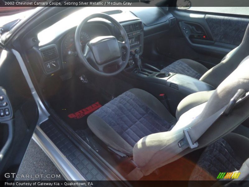 Sebring Silver Metallic / Medium Gray 2002 Chevrolet Camaro Coupe