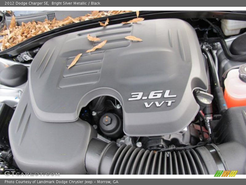 Bright Silver Metallic / Black 2012 Dodge Charger SE