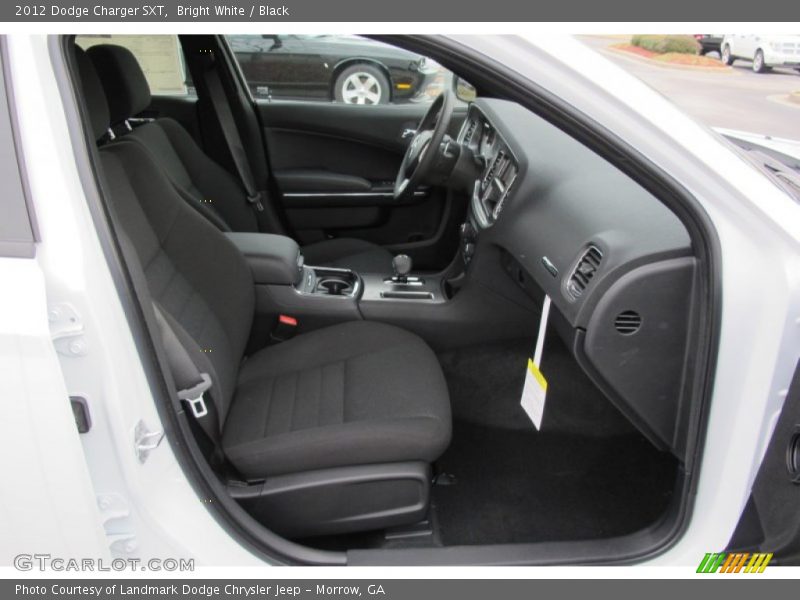 Bright White / Black 2012 Dodge Charger SXT