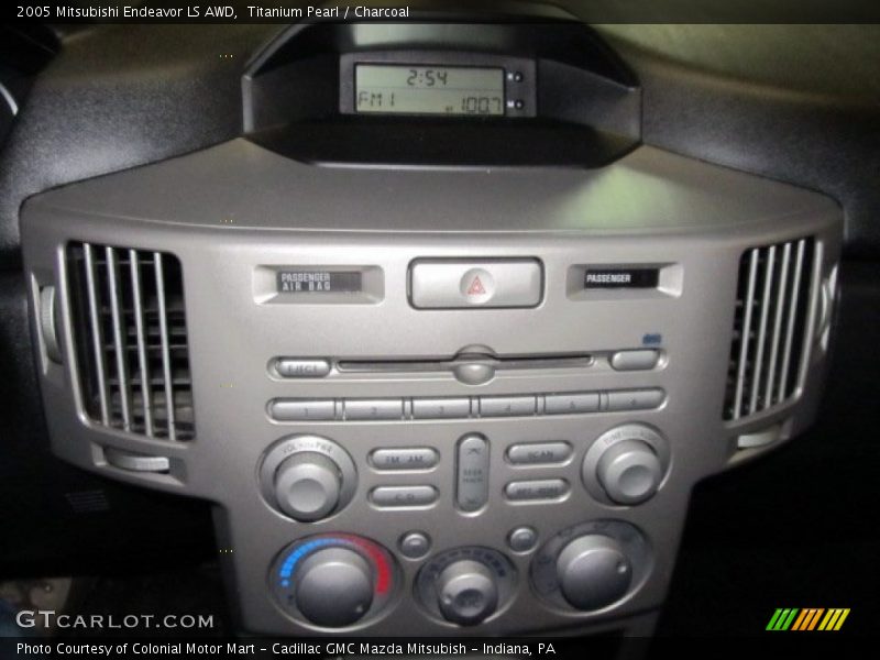 Titanium Pearl / Charcoal 2005 Mitsubishi Endeavor LS AWD