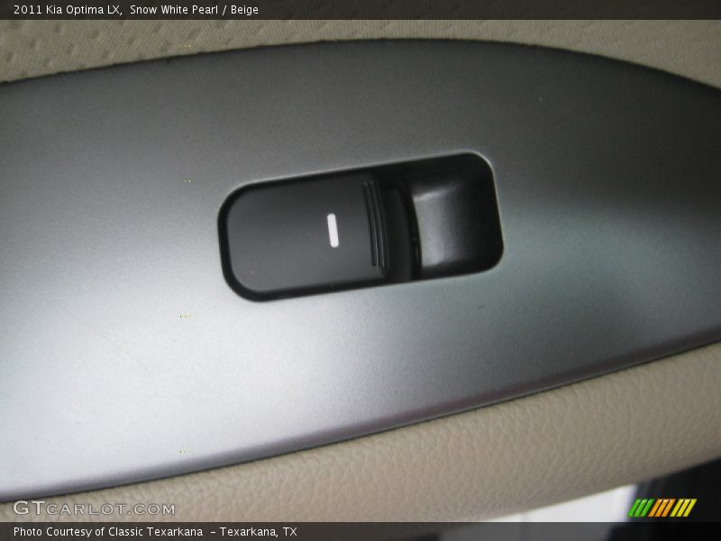 Snow White Pearl / Beige 2011 Kia Optima LX