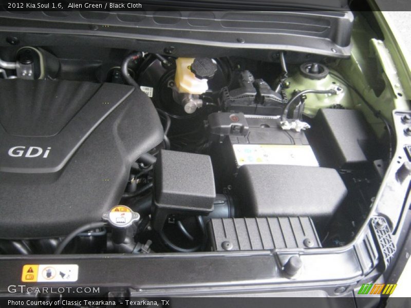 Alien Green / Black Cloth 2012 Kia Soul 1.6