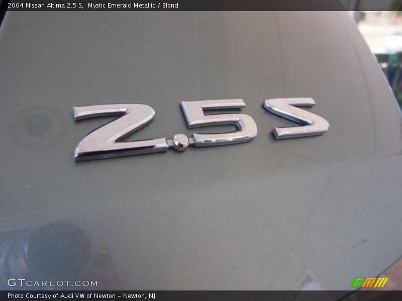 Mystic Emerald Metallic / Blond 2004 Nissan Altima 2.5 S