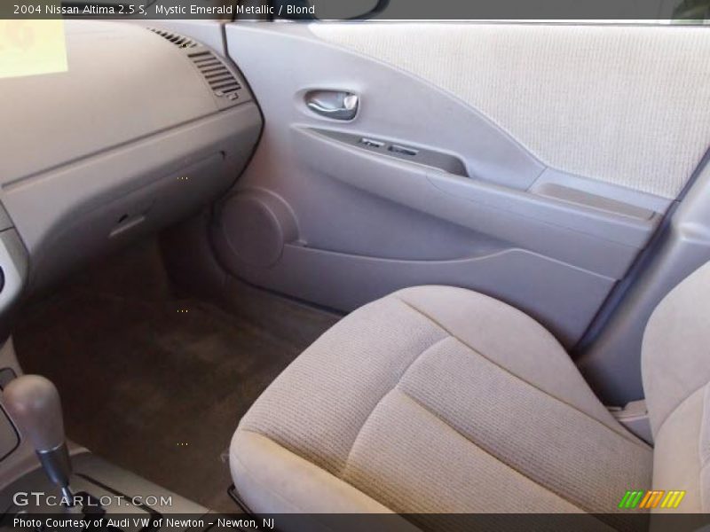 Mystic Emerald Metallic / Blond 2004 Nissan Altima 2.5 S