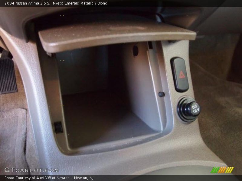 Mystic Emerald Metallic / Blond 2004 Nissan Altima 2.5 S