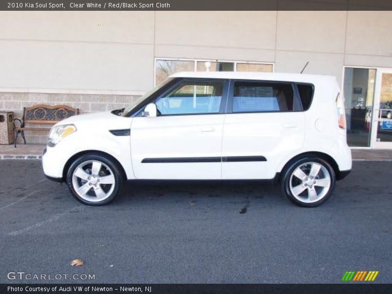 Clear White / Red/Black Sport Cloth 2010 Kia Soul Sport