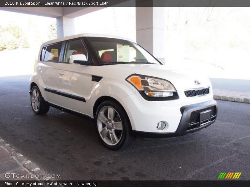Clear White / Red/Black Sport Cloth 2010 Kia Soul Sport