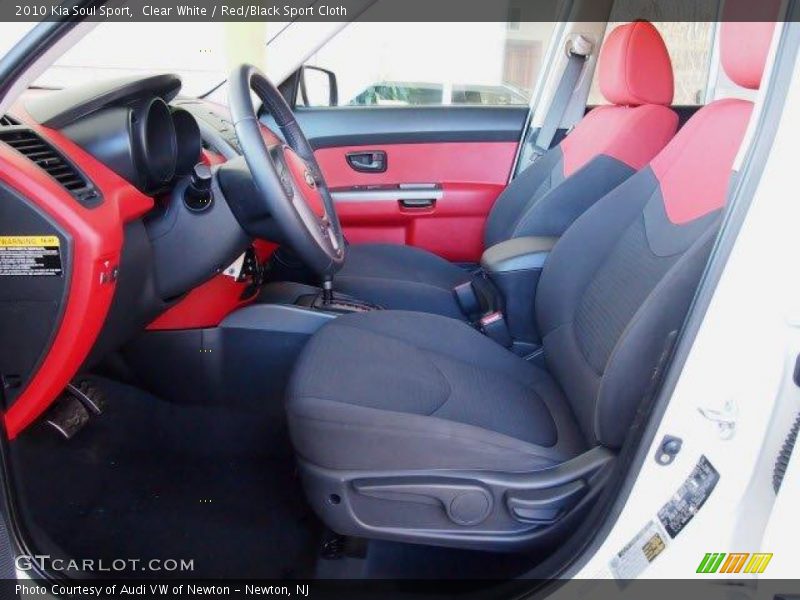 Clear White / Red/Black Sport Cloth 2010 Kia Soul Sport