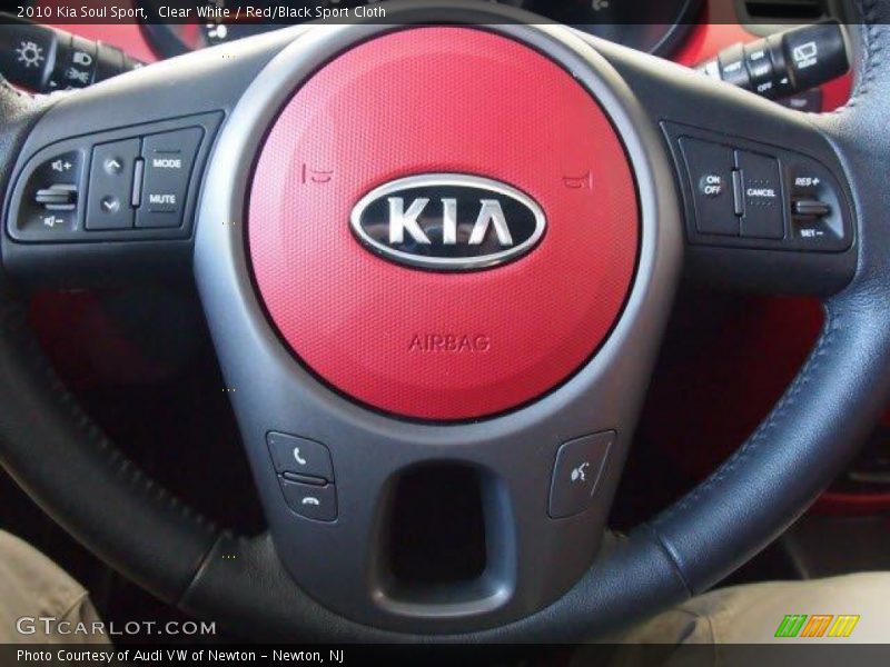 Clear White / Red/Black Sport Cloth 2010 Kia Soul Sport