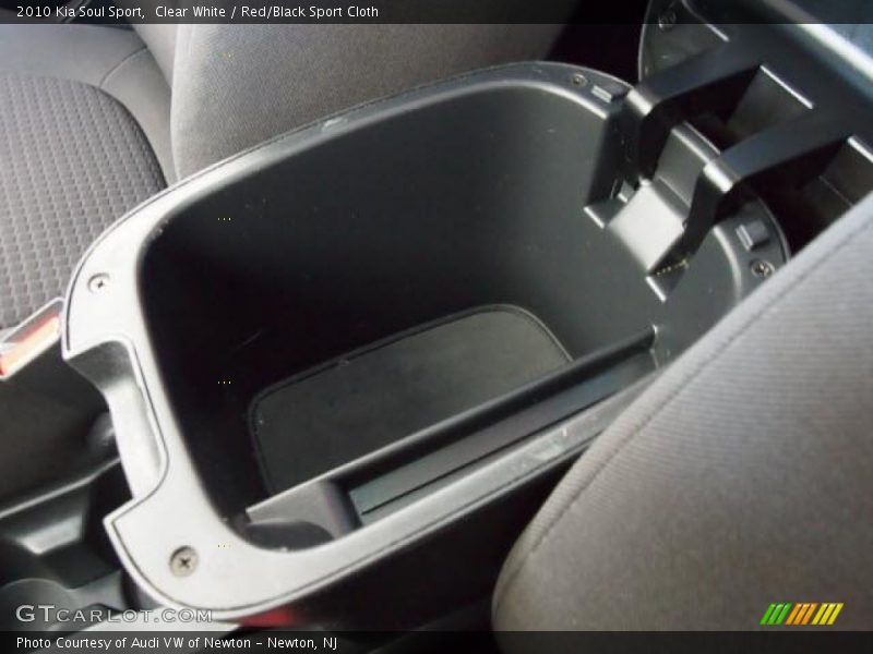 Clear White / Red/Black Sport Cloth 2010 Kia Soul Sport
