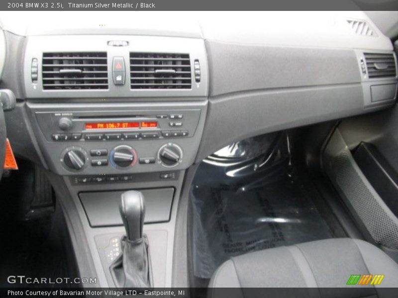 Titanium Silver Metallic / Black 2004 BMW X3 2.5i