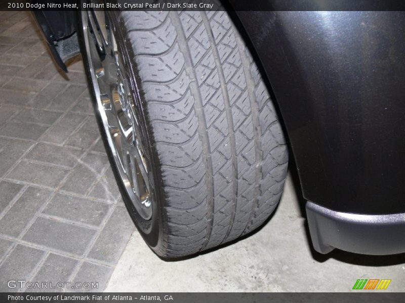 Brilliant Black Crystal Pearl / Dark Slate Gray 2010 Dodge Nitro Heat