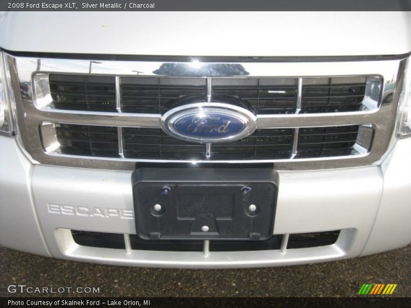 Silver Metallic / Charcoal 2008 Ford Escape XLT