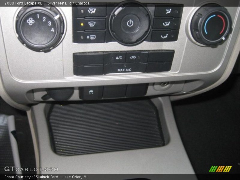 Silver Metallic / Charcoal 2008 Ford Escape XLT