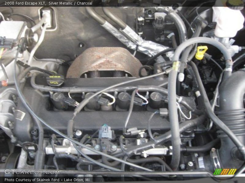 Silver Metallic / Charcoal 2008 Ford Escape XLT