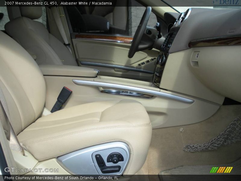 Alabaster White / Macadamia 2007 Mercedes-Benz GL 450